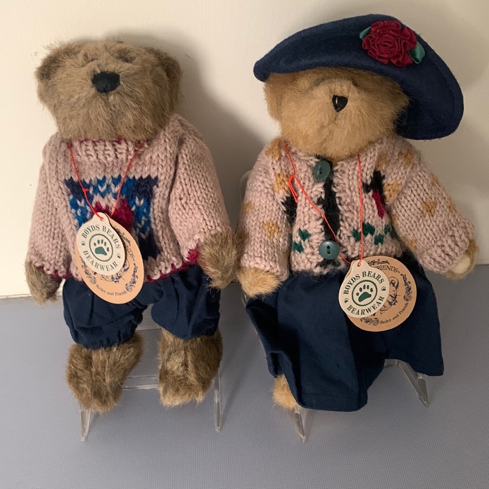 2 Boyd teddy bears